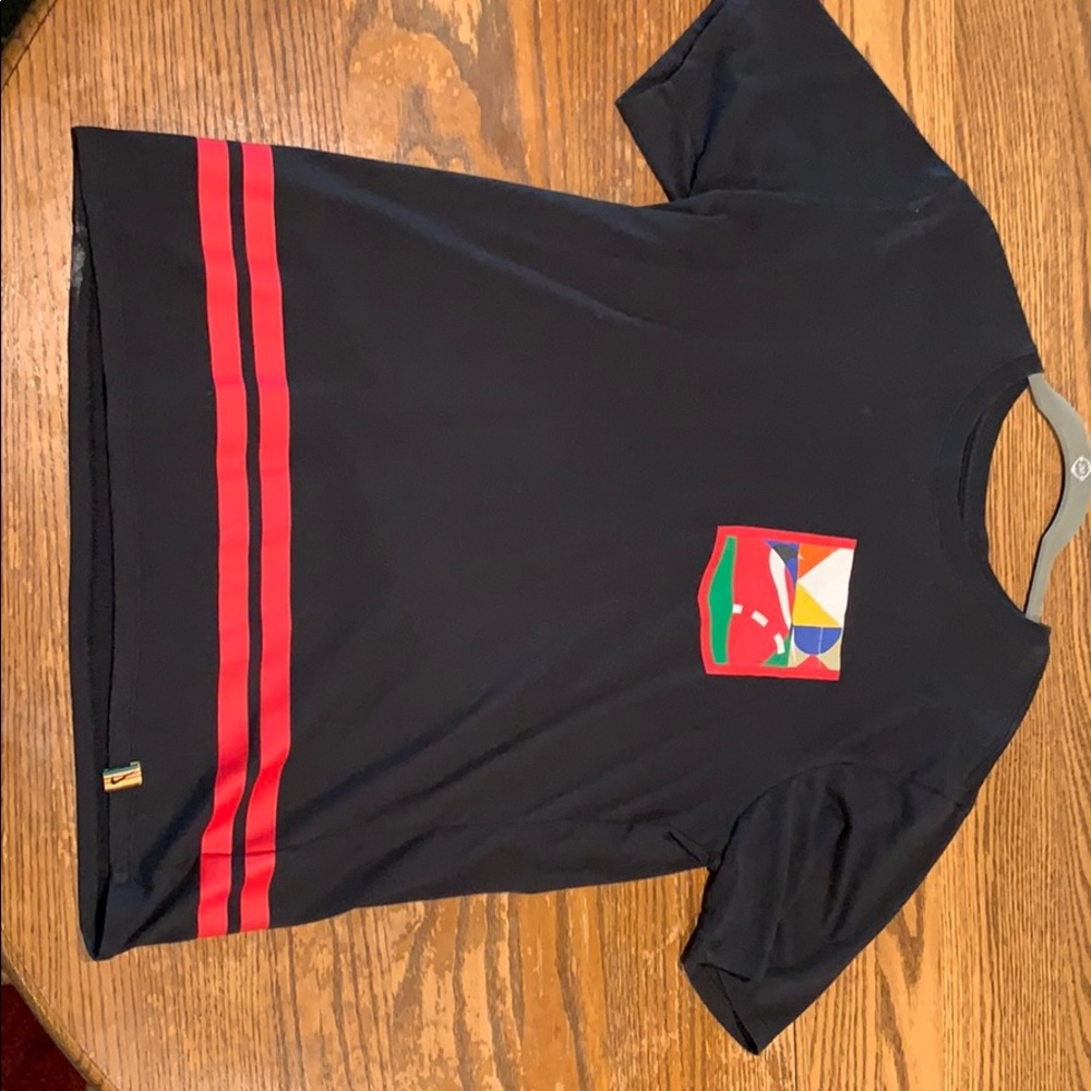 Men’s Black Nike t shirt